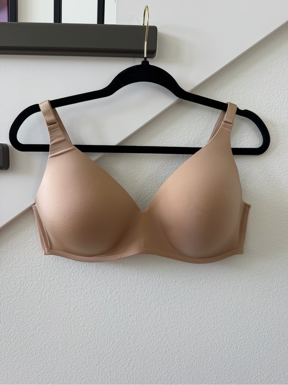 NWT Soma Vanishing 360 Wireless Bra